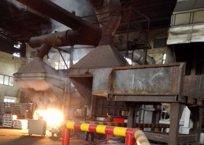 梅州市 - 炼铝布袋除尘器冒烟的原因分析